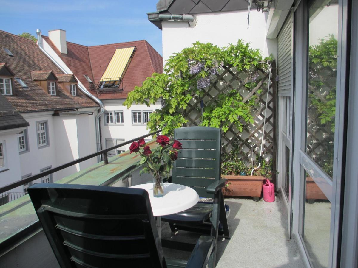 Fewo - Mitten In Freiburg Экстерьер фото